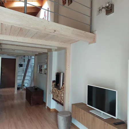 Loft Open Space Adele -tirano Centro Storico Apartman Tirano