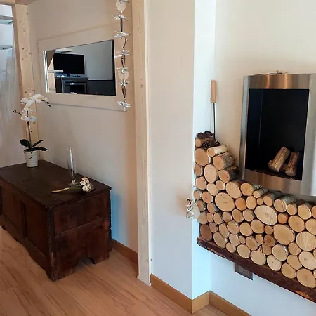 Loft Centro Storico - Open Space Adele Apartment Tirano